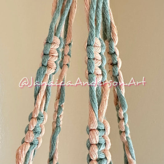 Macramé Plant Hanger Lg.2