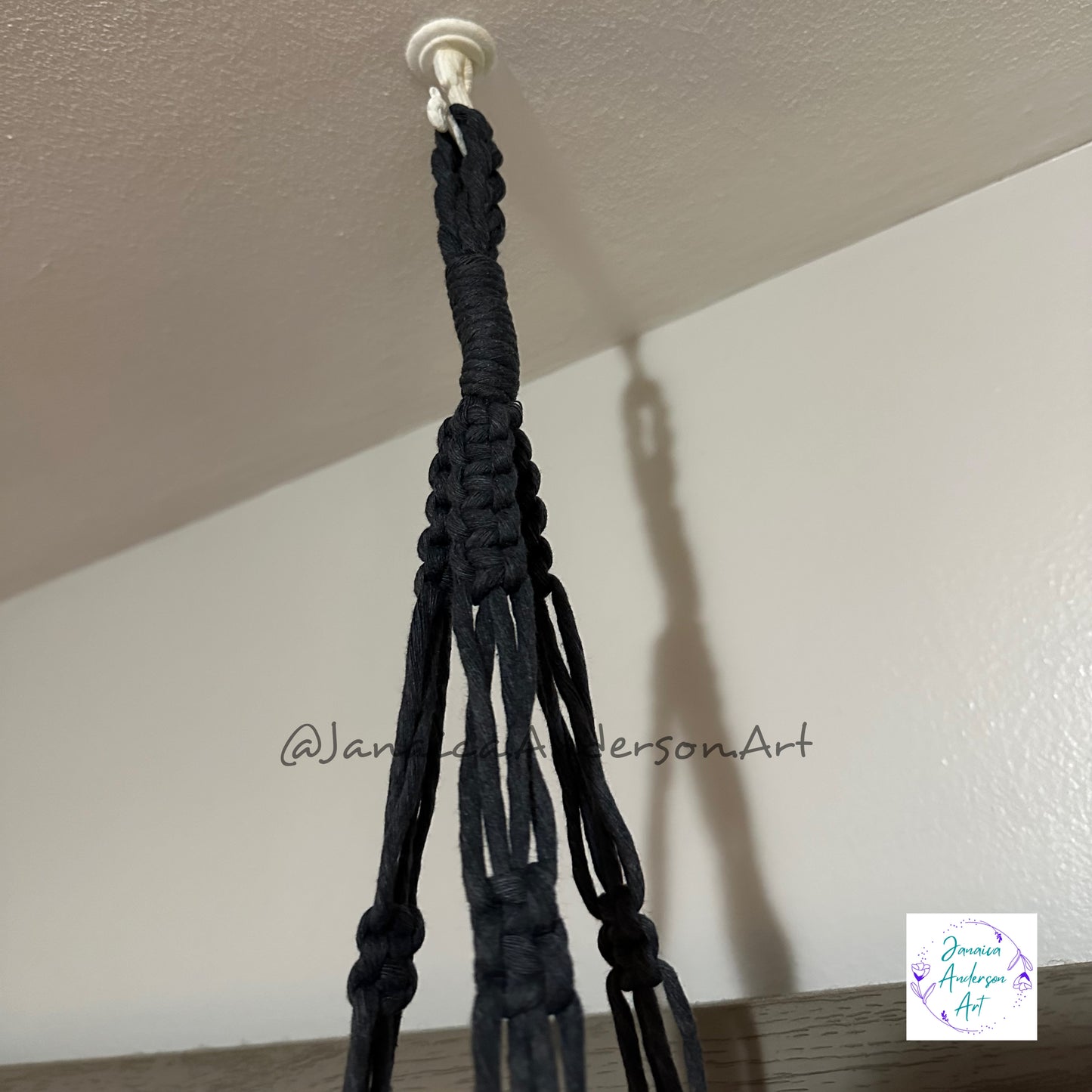 Macramé Plant Hanger No.25