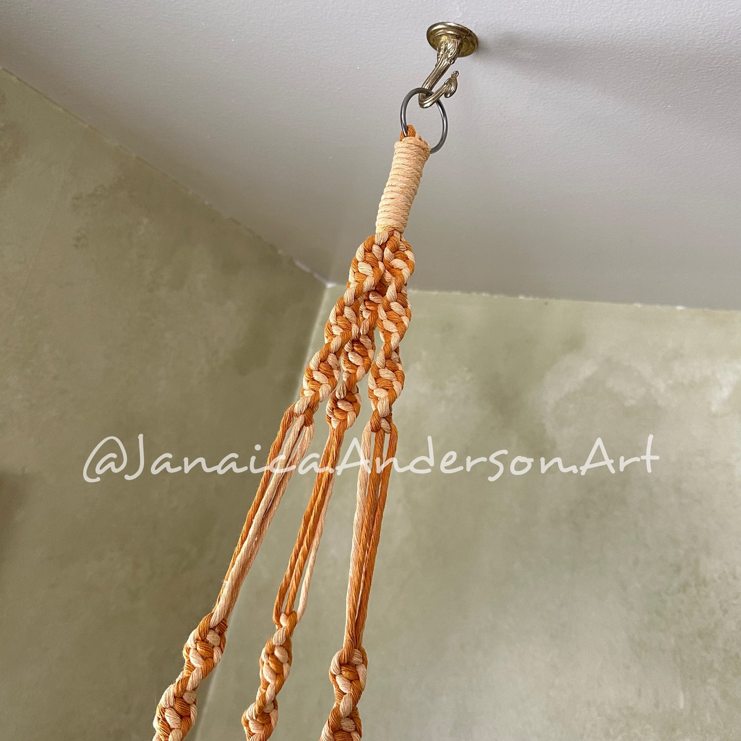 Macramé Plant Hanger No.36