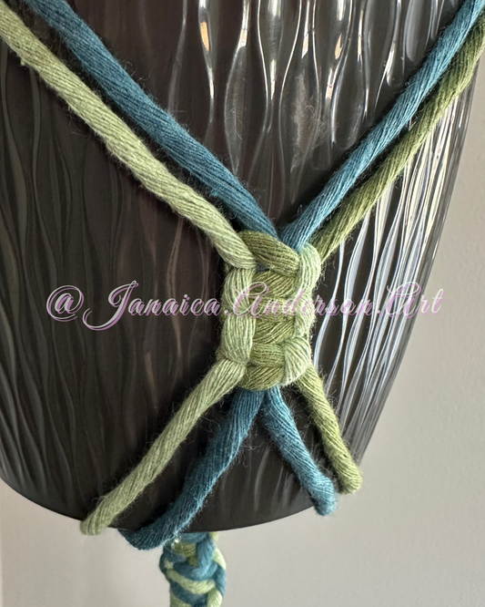 Macramé Plant Hanger LONG-Sm.30