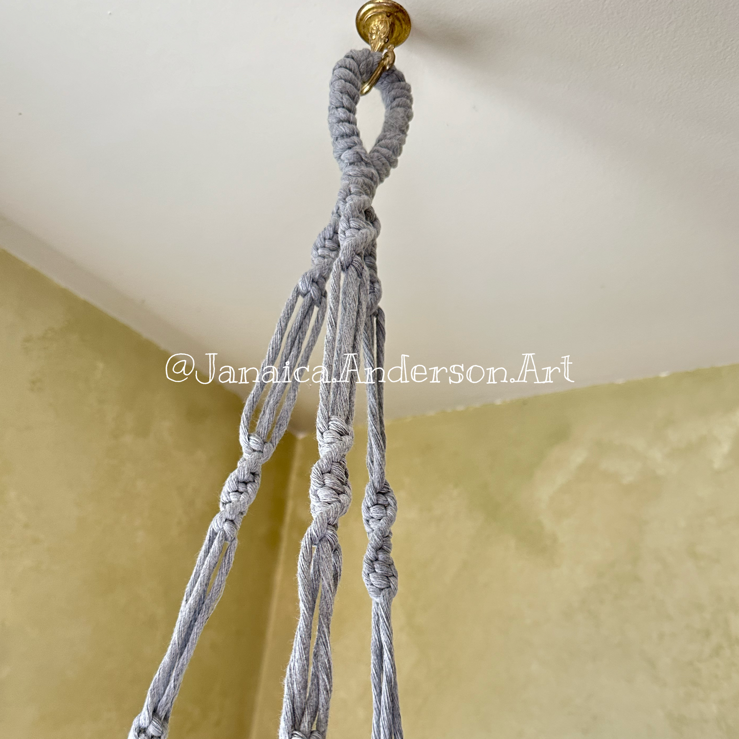 Macramé Plant Hanger No.20