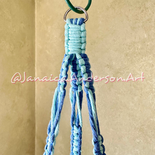 Macramé Plant Hanger Sm.11