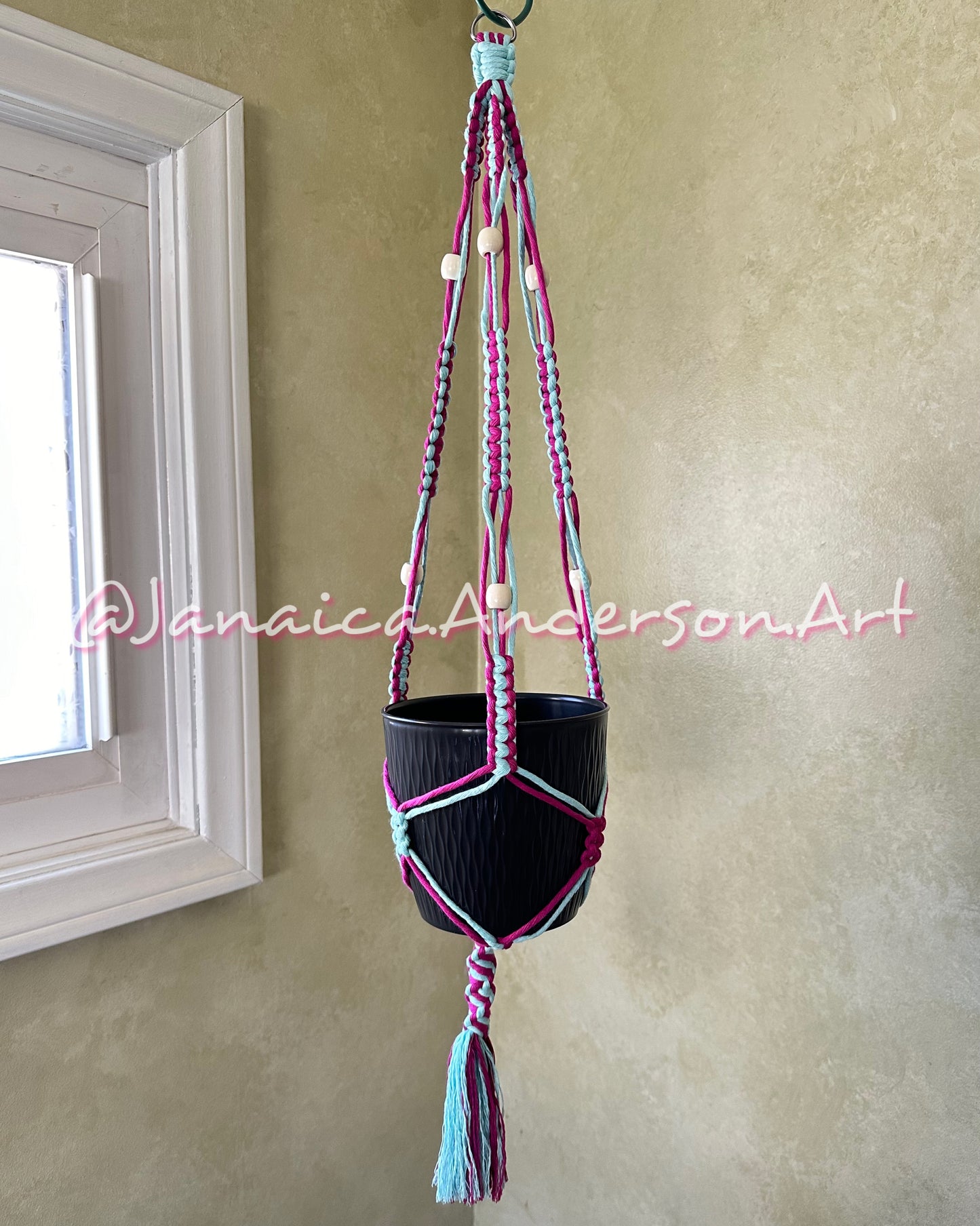 Macramé Plant Hanger Sm.16