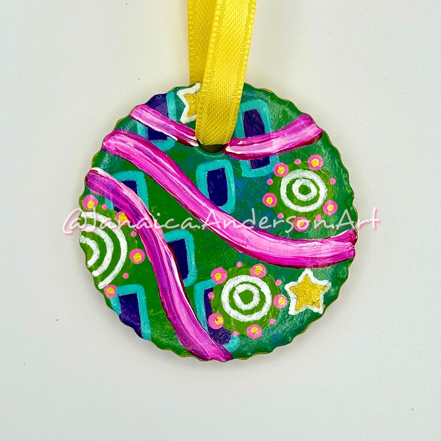 Clay Ornament Lg.9