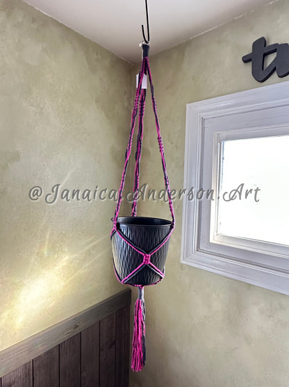 Macramé Plant Hanger Lg.31