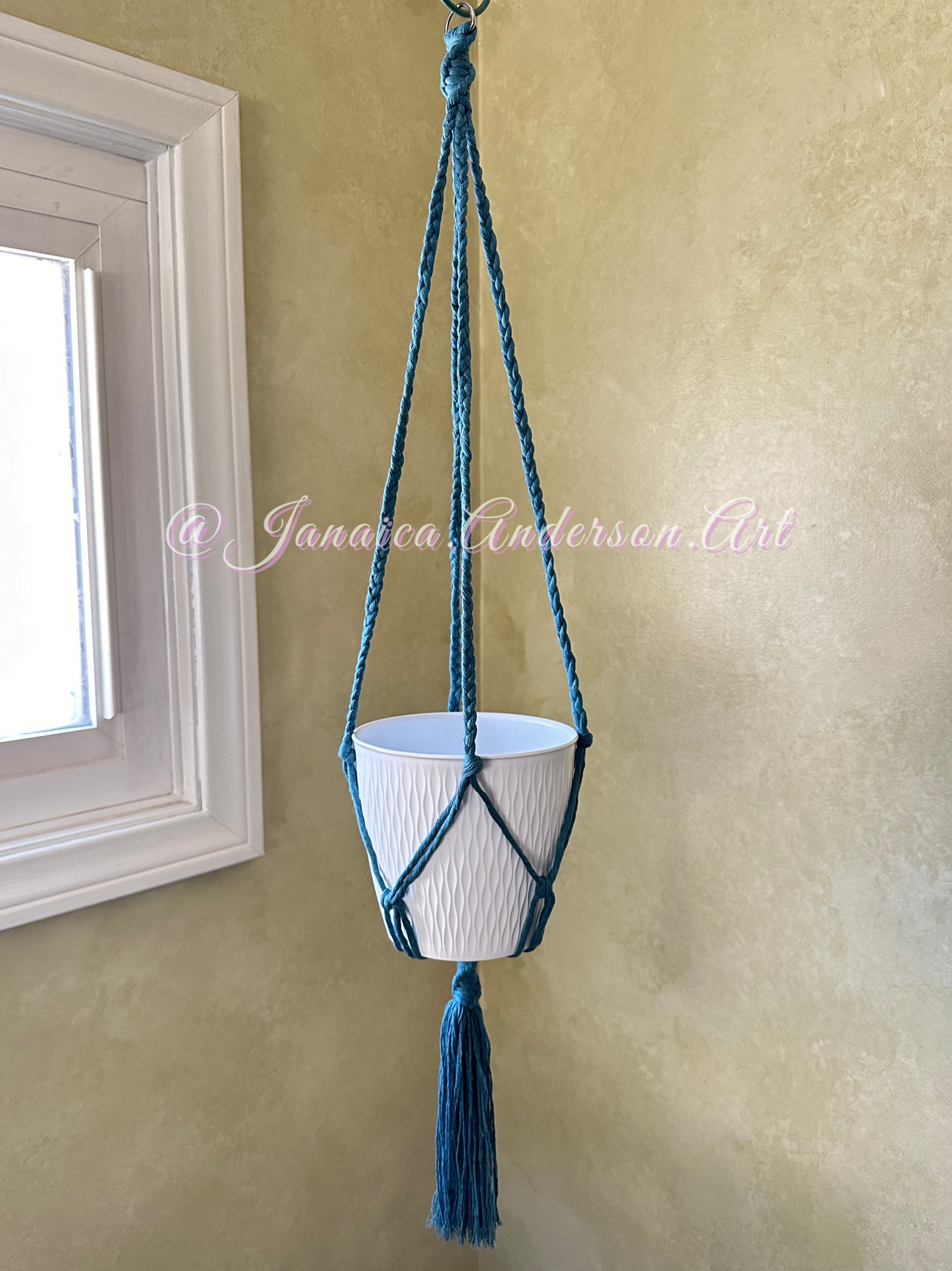 Macramé Plant Hanger Sm.21