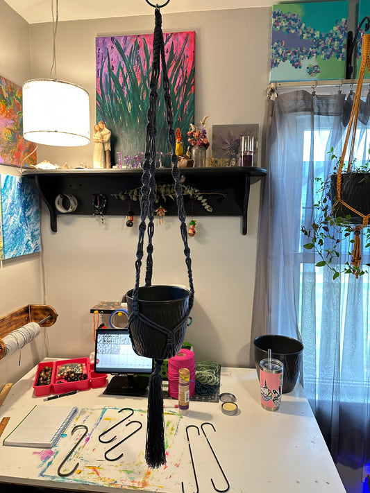 Macramé Plant Hanger LONG-Sm.34
